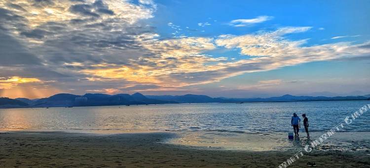 海外海轻奢海景民宿(防城港阳光海岸店)图片