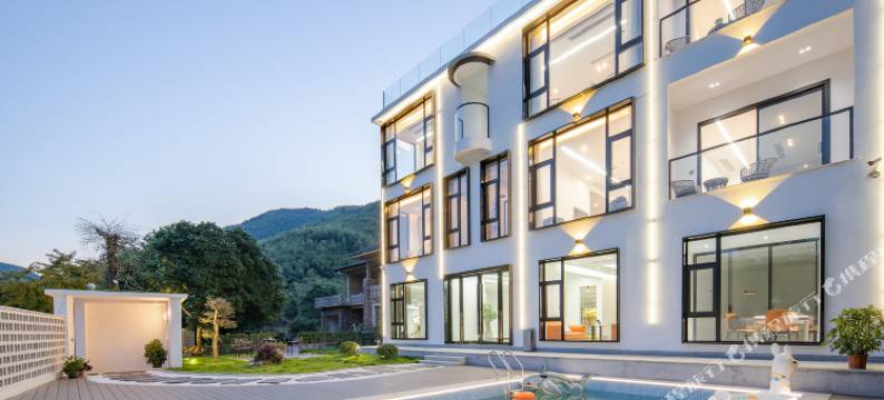 长兴暖竹·180°湖景度假Villa设计美宿图片