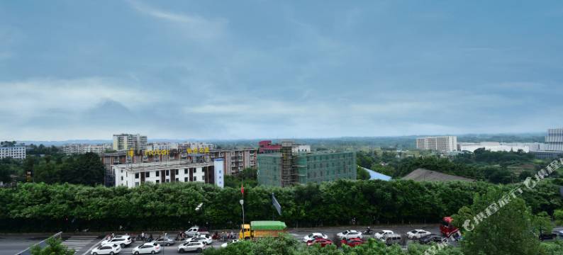 IU酒店(自贡四川轻化工大学李白河校区店)图片