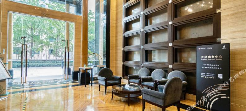 诗美影院酒店公寓(重庆观音桥店)图片