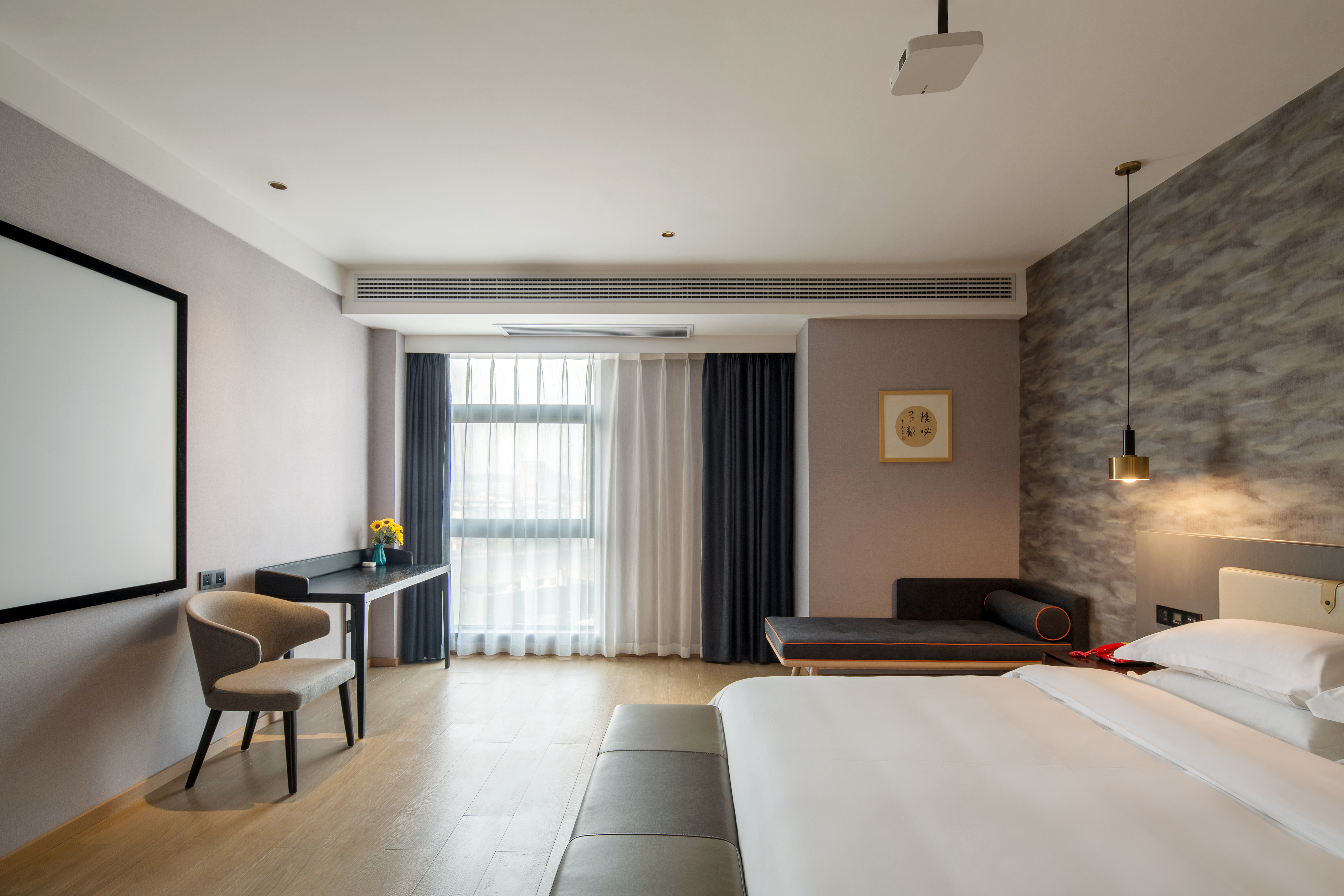 Moonlight Hotel in the City (Wing Yi Plaza)Over view