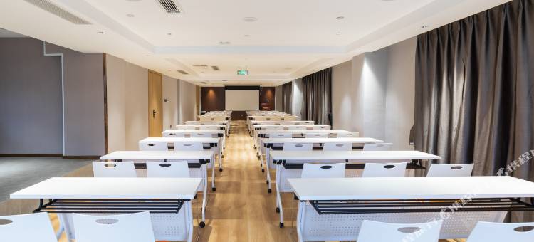 白玉兰酒店(蒙阴云蒙路店)图片