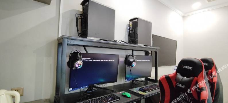 方柚电竞酒店(中山小榄海港城汽车总站店)图片