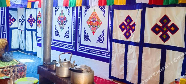 珠峰大本营供氧帐篷图片