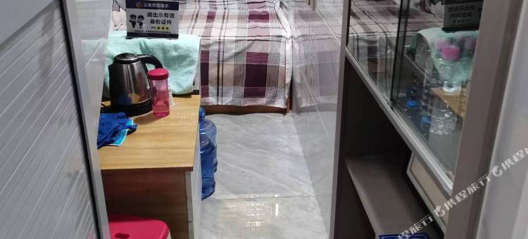 燚丽佳龙宾馆图片