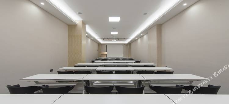 全季酒店(乌鲁木齐新天润机场店)图片