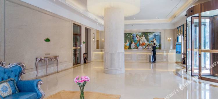 维也纳国际酒店(麻城高铁站商贸城店)图片