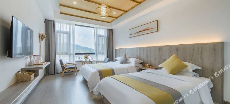 林间山舍·夏日亲子星空泳池天幕露营主体山野观景隐宿图片