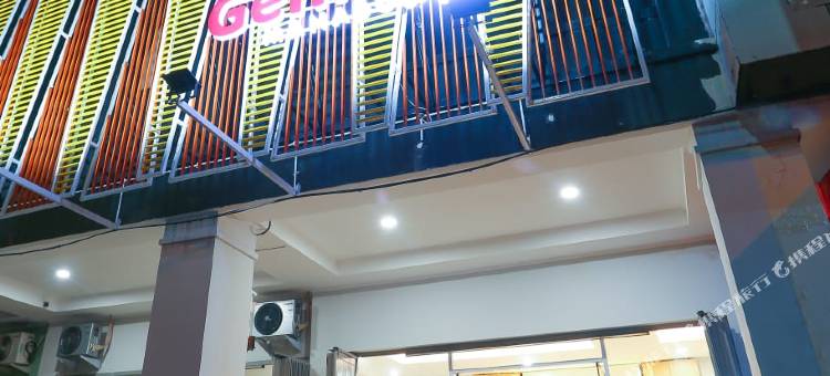 格尼奥旅馆(Genio Inn - Mantos)图片