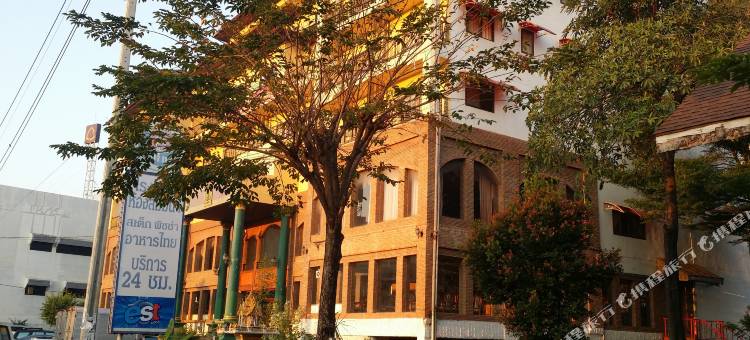 OYO 75466 13 Coins Bang Yai Hotel图片