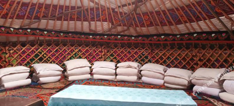 布尔津米尔的家哈萨克族毡房住宿图片