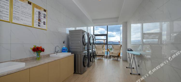 维也纳国际酒店(龙山诚信广场店)图片