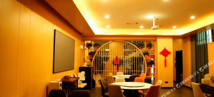 秦龙酒店(西安阎良润天大道店)图片