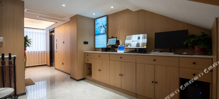 锐思特酒店(正定古城小商品夜市店)图片