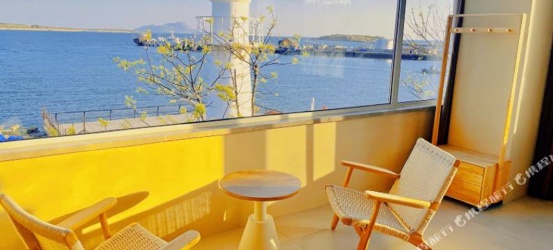 几米云酒店(青岛金沙滩吾悦广场店)图片