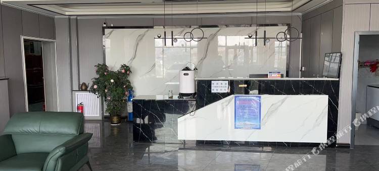 安多毛拉山宾馆图片