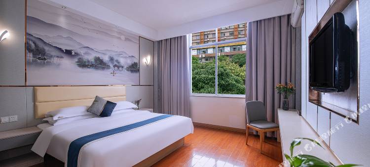 亚里酒店(南宁江南车站万达广场店)图片