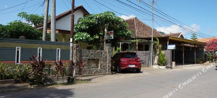 Hotel O 椰岛民宿和度假村，靠近红岛海滩(Hotel O Coconut Island Homestay & ResortNearPantai Pulau Merah)图片