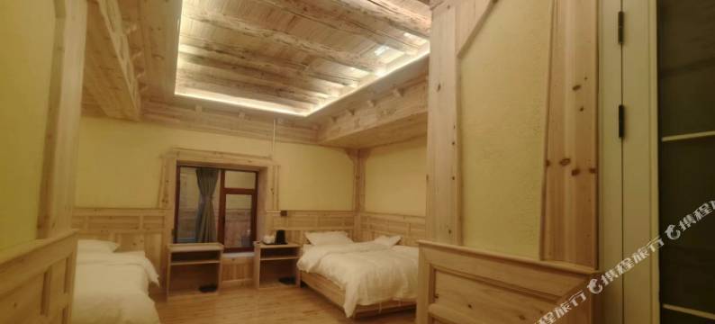 康定古碉观景民宿图片