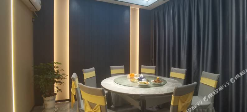 上清酒店(天师府店)图片