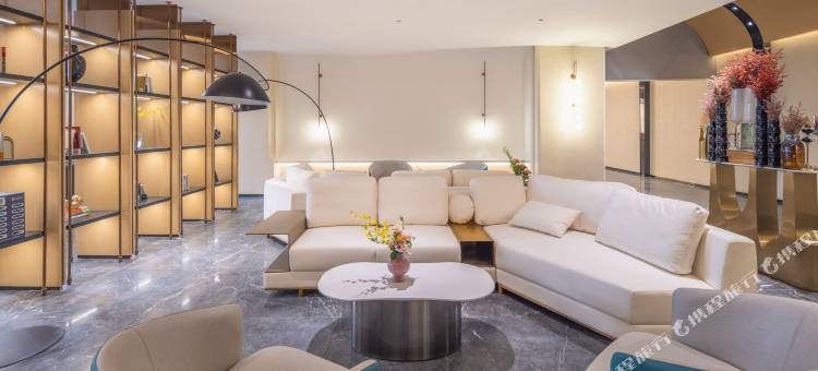 合肥京商商贸城铜陵北路亚朵酒店图片