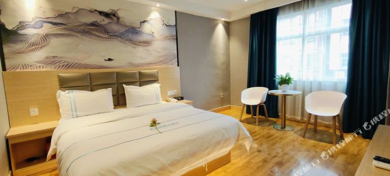 惠港隆精品酒店(惠州沥林北站兴勤购物广场店)图片