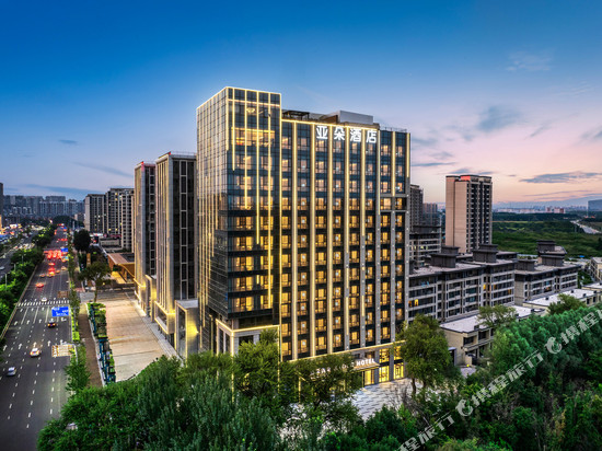 沈阳沈北大学城七星大街亚朵酒店