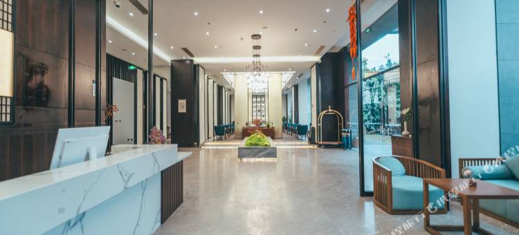 峨眉山澜庭·悦景酒店(峨眉高铁站店)图片