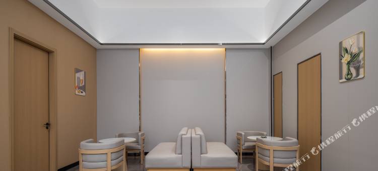 格美酒店(芜湖方特乐园鸠兹古镇店)图片