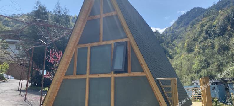 荥经水云间休闲农家乐图片