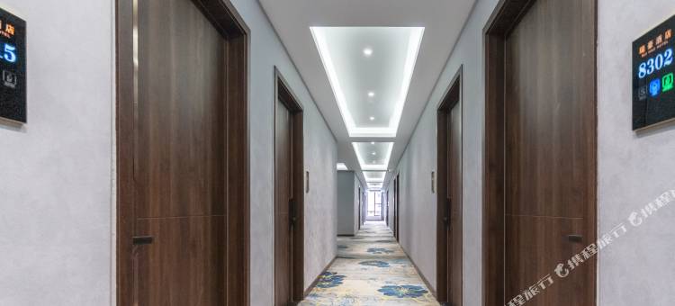 稻城亚丁瑞豪酒店(香格里拉镇店)图片