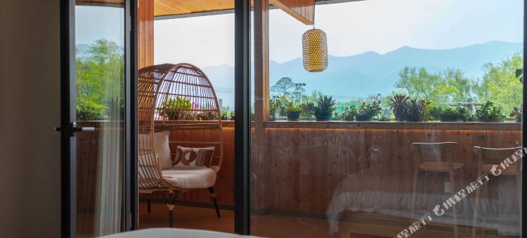 雅安七间民宿(上里古镇店)图片