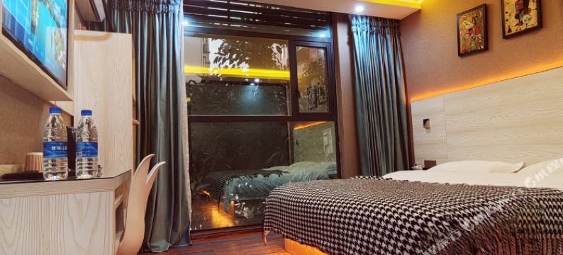 柳江汇贤居艺术酒店(商贸街店)图片