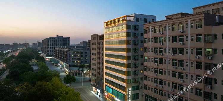 铂顿元世纪酒店(深圳沙井步涌地铁站店)图片