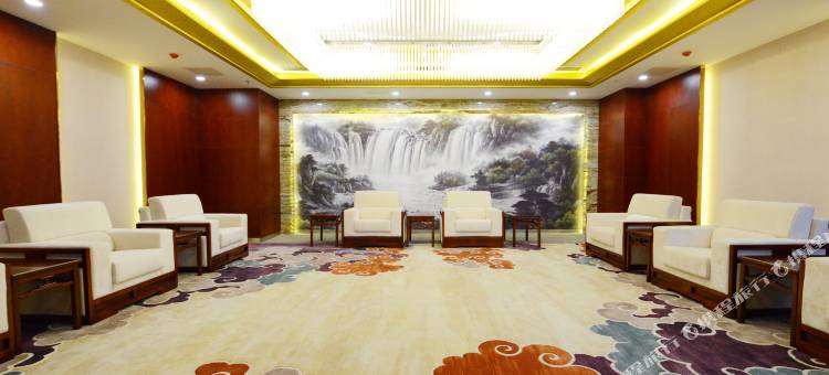 华亚国际酒店(潍坊高铁北站店)图片