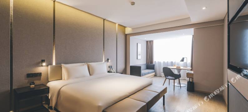 宿适奢华酒店(上海日月光打浦桥地铁站店)图片