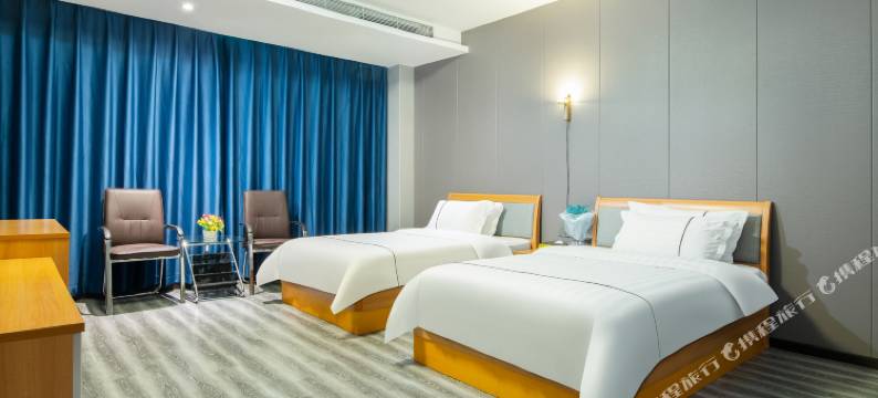 怡家假日酒店(广州花都广场地铁站融创文旅城店)图片