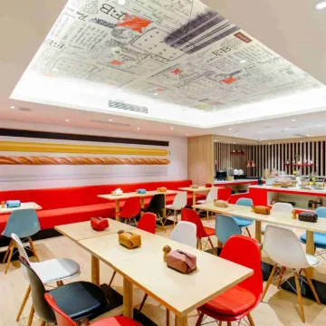 宜必思酒店（长治万达广场店）