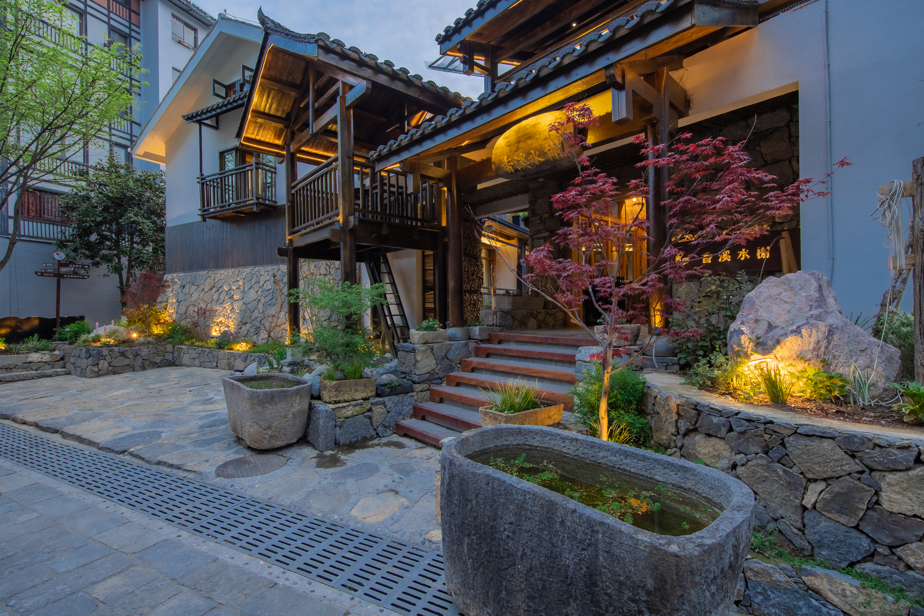 xiangxishuixie hotelOver view