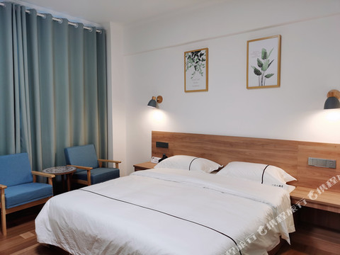 龙陵一六八酒店