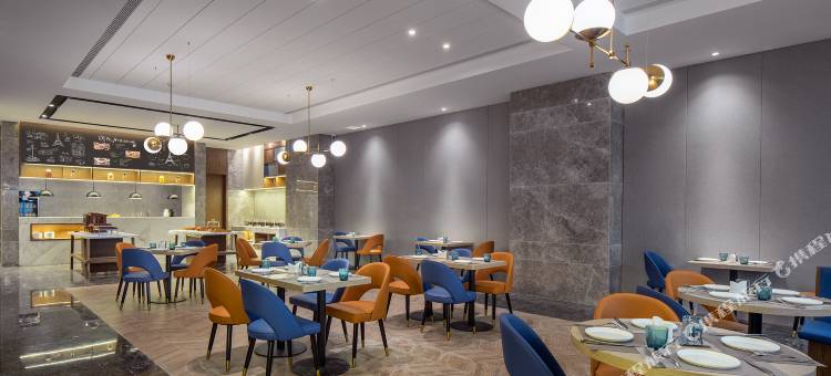 凯里亚德酒店(武汉汉口火车站唐家墩地铁站店)图片