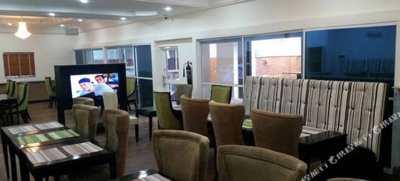 永恒套房酒店(Forever Hotel & Suites)图片