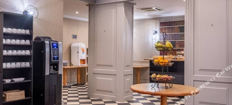 AKENA POITIERS NORD FUTUROSCOPE酒店(Hôtel AKENA POITIERS NORD FUTUROSCOPE)图片