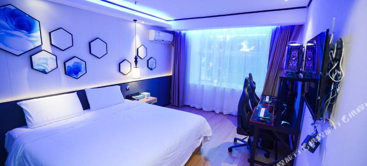 粤塔X电竞酒店(钻汇广场市桥地铁站店)图片