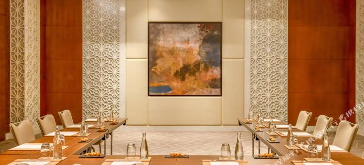 迪拜市美爵酒店(Grand Mercure Dubai City)图片