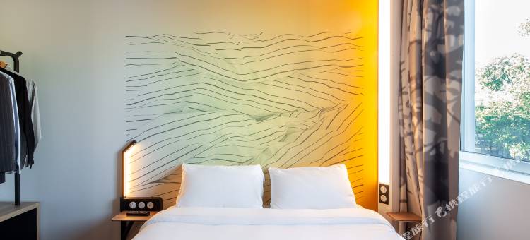 B&B黑木酒店朗代诺(B&B Hotel Landerneau Bois Noir)图片
