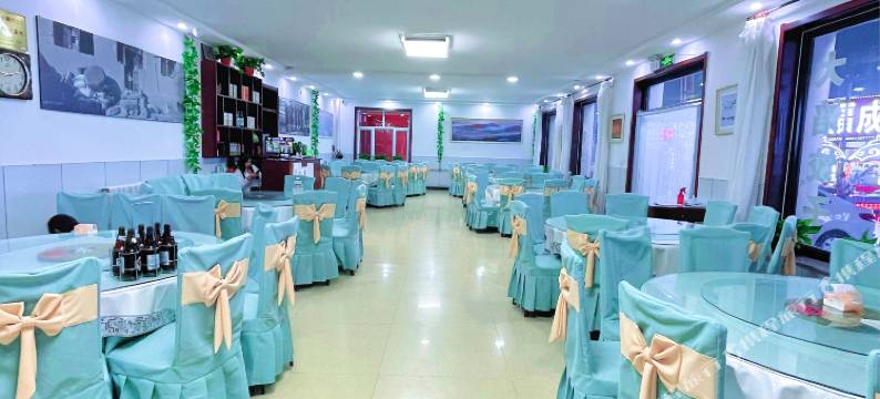 乌兰布统景区千里马庄园图片