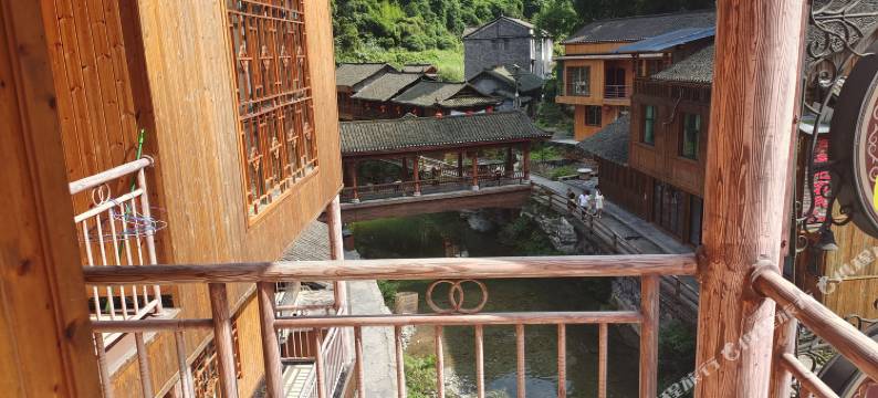 德夯溪水人家客栈图片