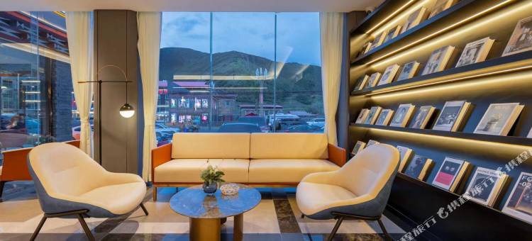 兰欧尚品酒店(康定新都桥店)图片