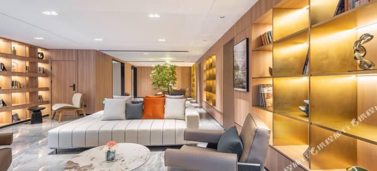 长沙万家丽广场高桥北地铁站亚朵酒店图片